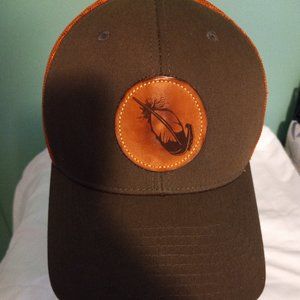 men cap with leather leaf patch